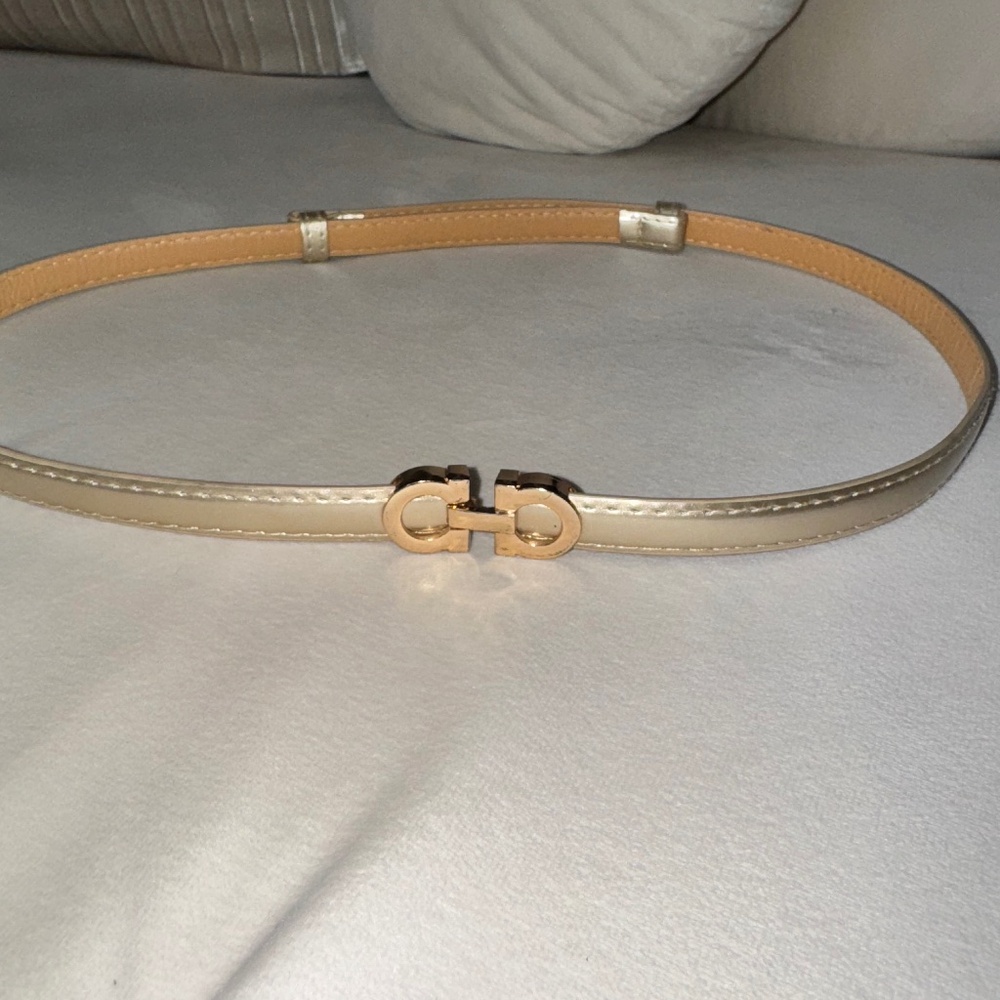 Adjustable belt, child or small women’s size